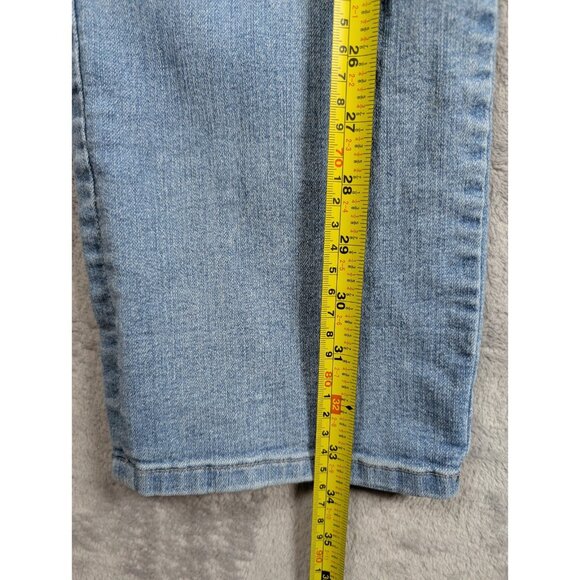 NYDJ Dayla Jeans Womens Size 12 Light Wash Wide Cuff Capri Lift Tuck Technology - Picture 6 of 8